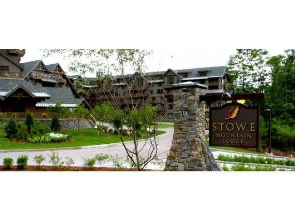 7412 Mountain Road Stowe VT 05672