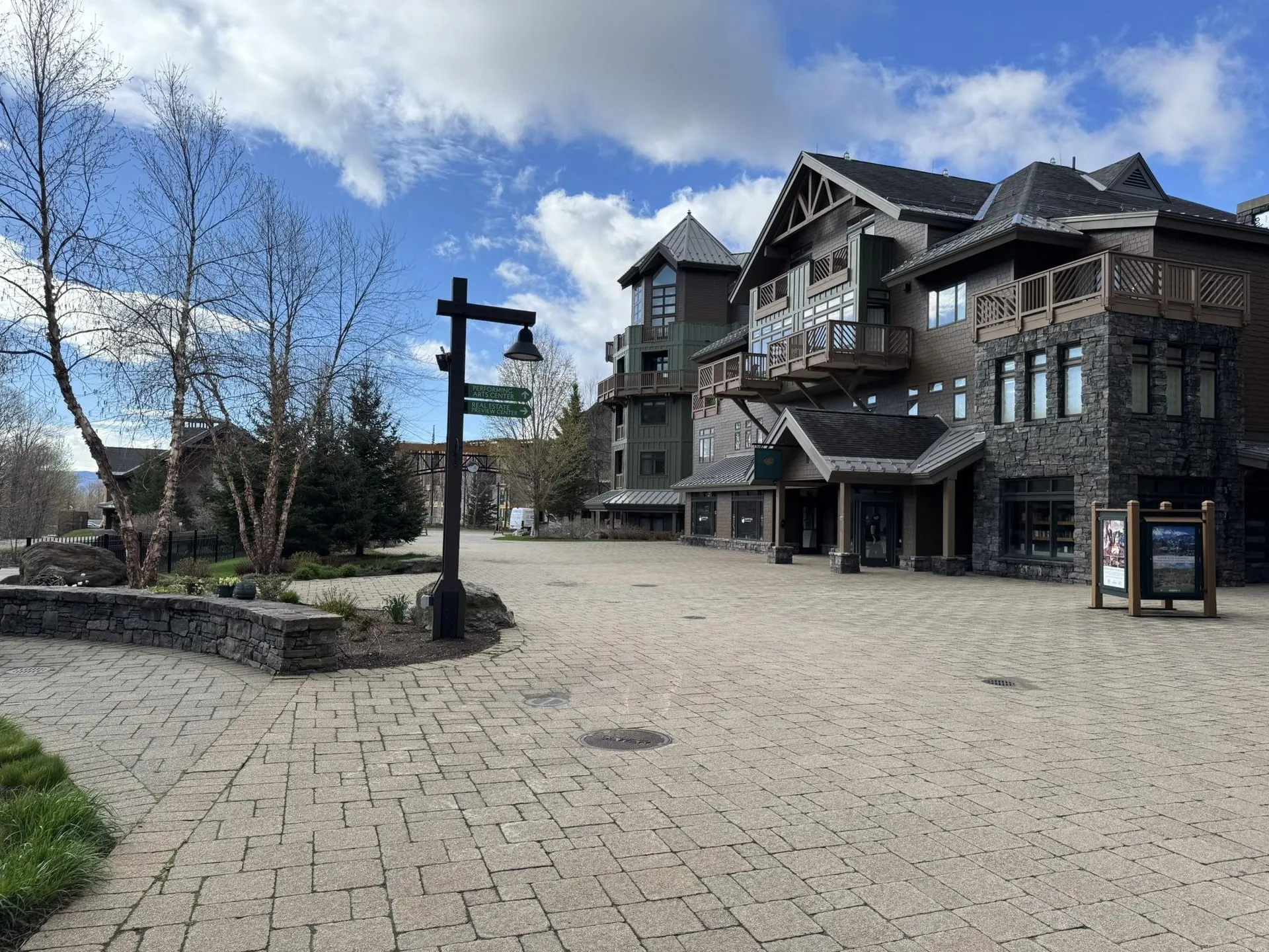 7412 Mountain Road Stowe VT 05672