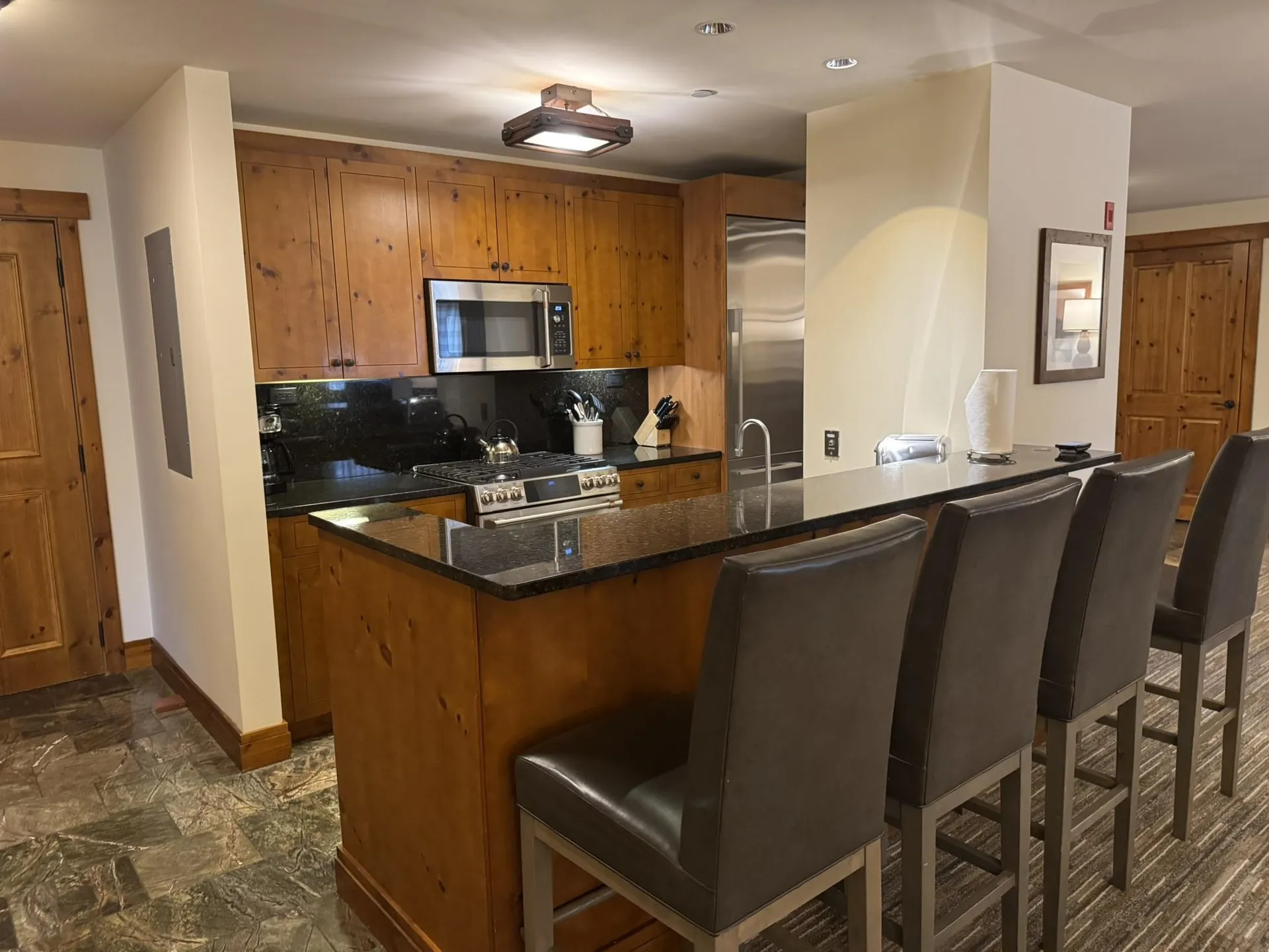 7412 Mountain Road Stowe VT 05672