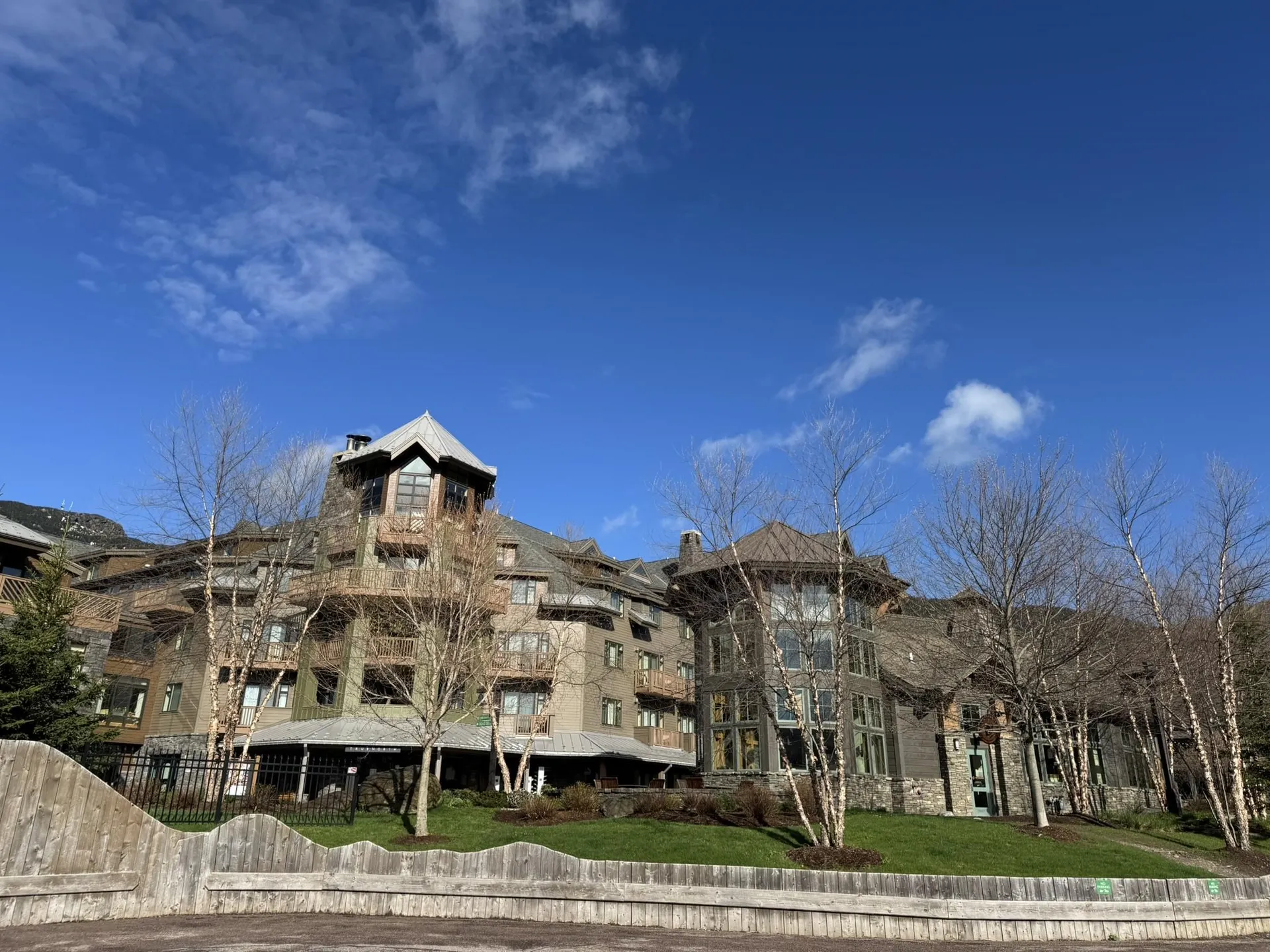 7412 Mountain Road Stowe VT 05672