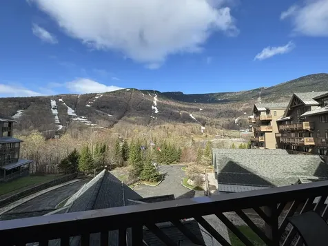 7412 Mountain Road Stowe VT 05672