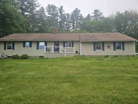 65 Fogarty Road Barrington NH 03825