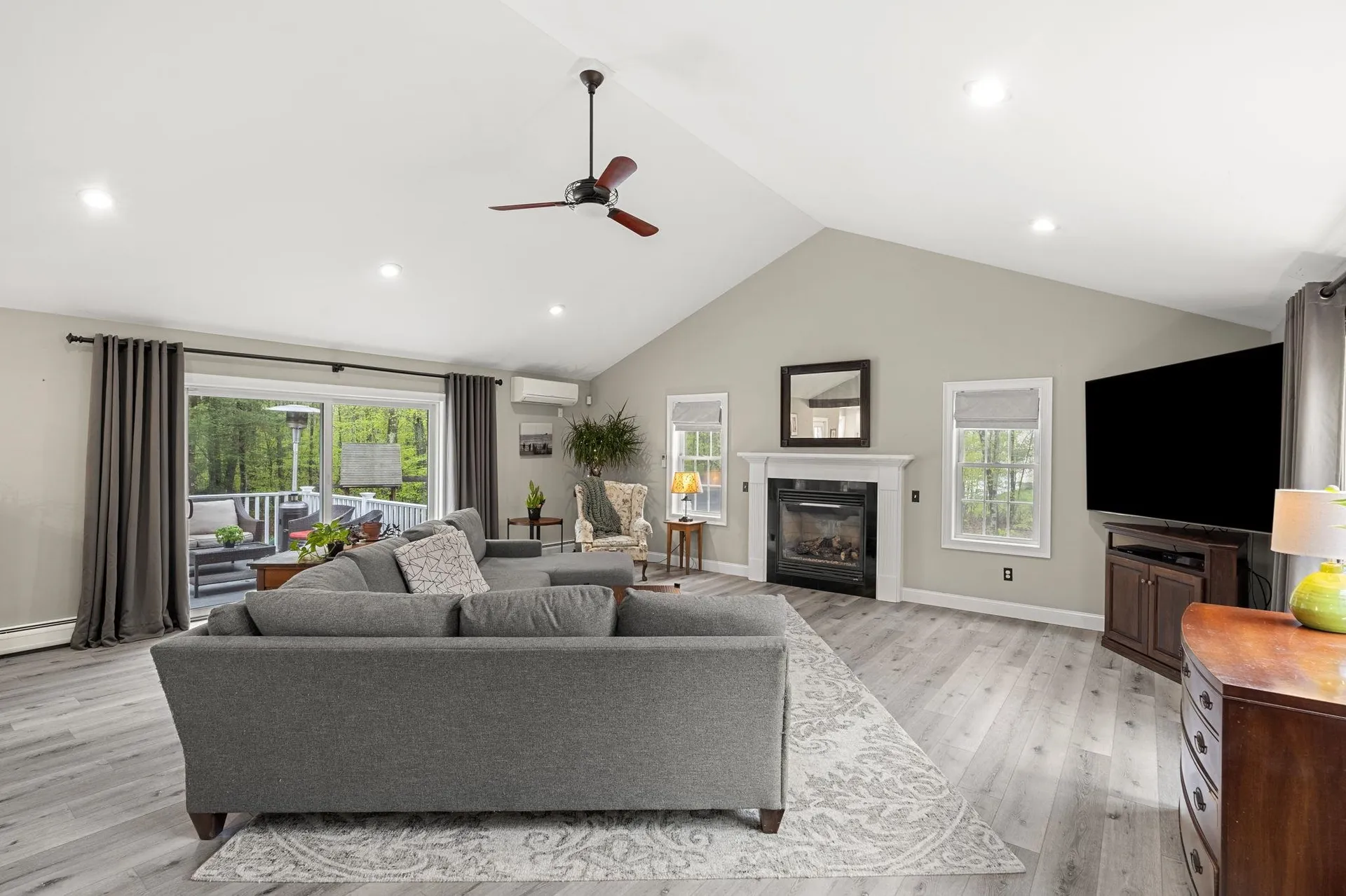 14 Champernowne Madbury NH 03823