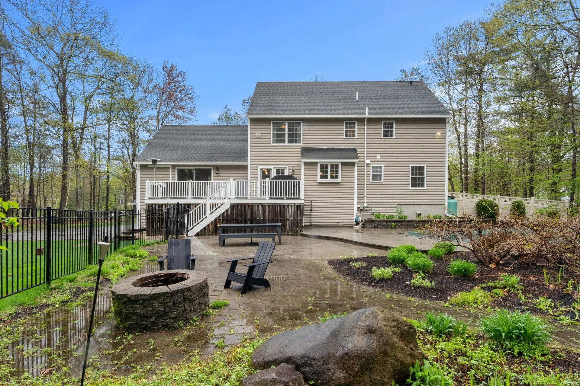 14 Champernowne Madbury NH 03823