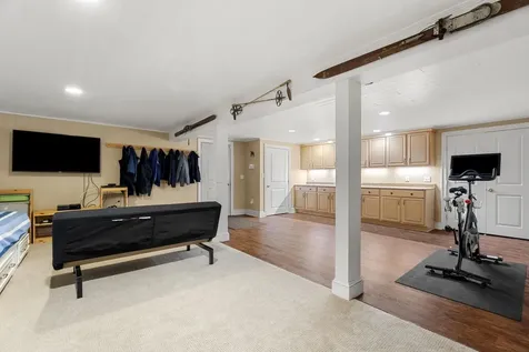 14 Champernowne Madbury NH 03823