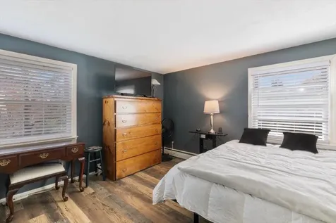 2 Rolling Hill Avenue Plaistow NH 03865