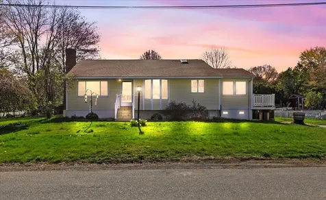 2 Rolling Hill Avenue Plaistow NH 03865