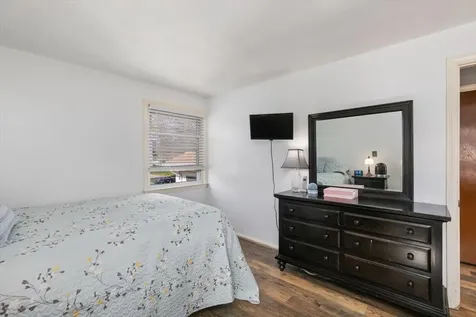 2 Rolling Hill Avenue Plaistow NH 03865