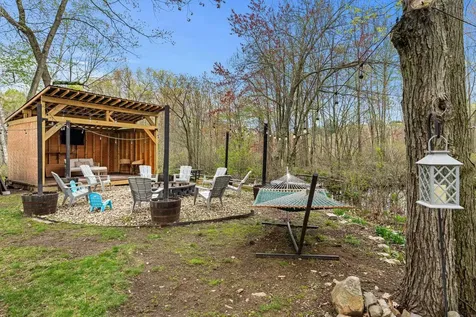 48 Budron Avenue Salem NH 03079