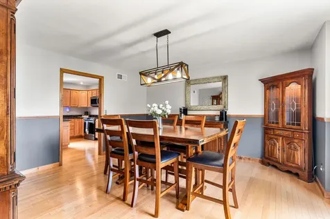 48 Budron Avenue Salem NH 03079