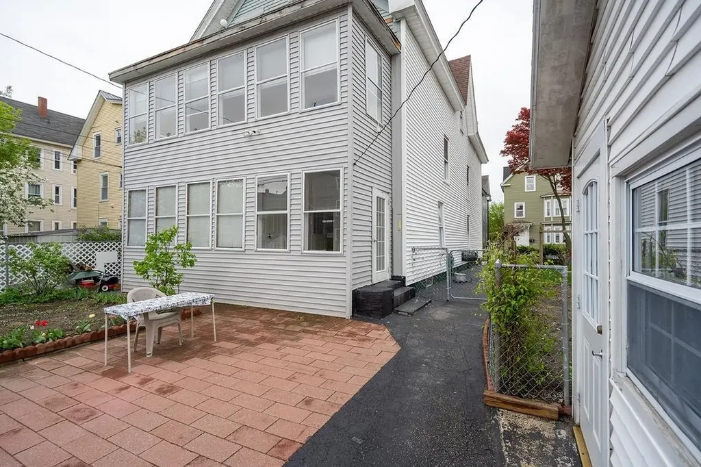 246 Auburn Street Manchester NH 03103