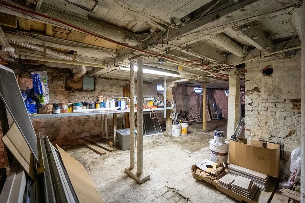 246 Auburn Street Manchester NH 03103