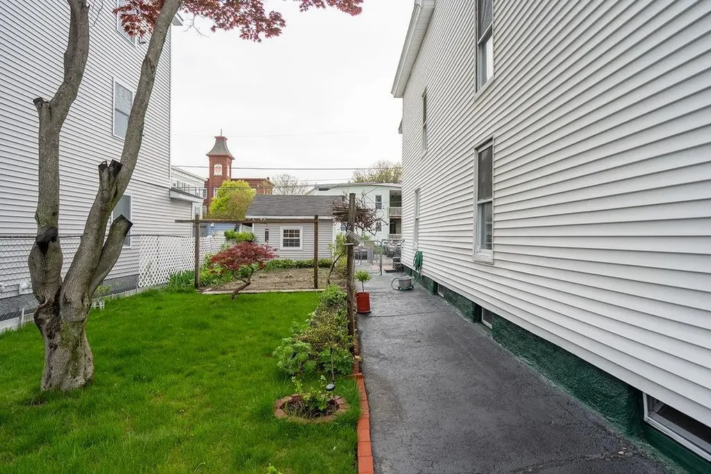 246 Auburn Street Manchester NH 03103