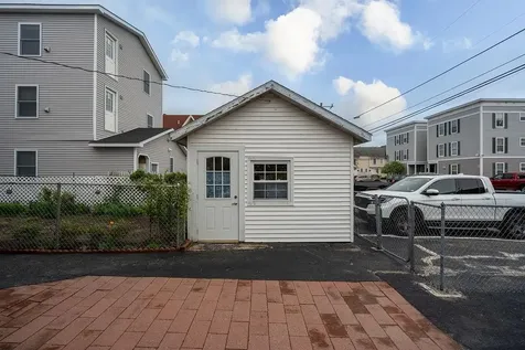 246 Auburn Street Manchester NH 03103