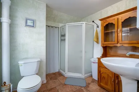 246 Auburn Street Manchester NH 03103