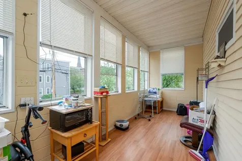 246 Auburn Street Manchester NH 03103