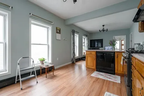 246 Auburn Street Manchester NH 03103