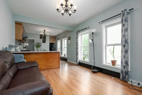 246 Auburn Street Manchester NH 03103