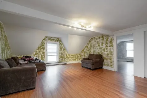 246 Auburn Street Manchester NH 03103