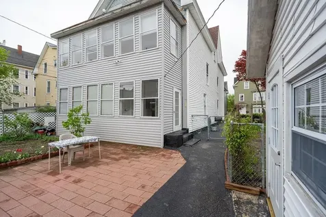 246 Auburn Street Manchester NH 03103