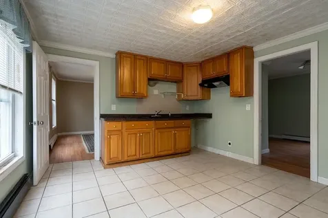 246 Auburn Street Manchester NH 03103