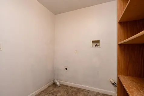 246 Auburn Street Manchester NH 03103