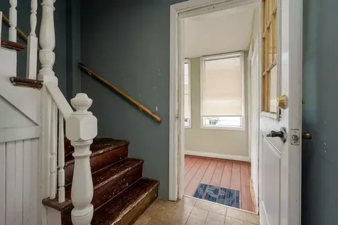 246 Auburn Street Manchester NH 03103