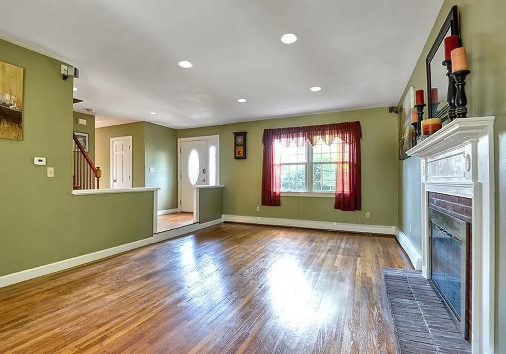 25 Centerview Drive Swanzey NH 03446