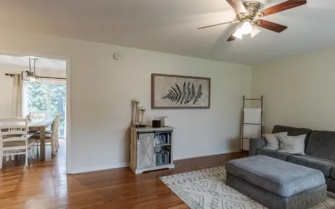 9 Dearborn Circle Walpole NH 03608