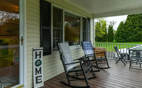 9 Dearborn Circle Walpole NH 03608