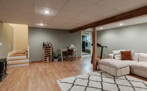 9 Dearborn Circle Walpole NH 03608