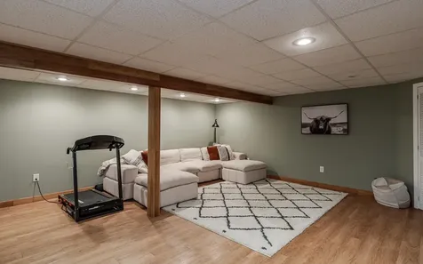 9 Dearborn Circle Walpole NH 03608