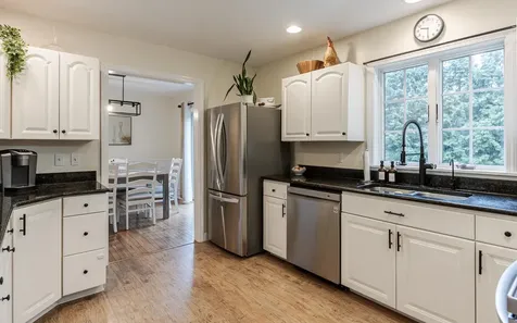 9 Dearborn Circle Walpole NH 03608