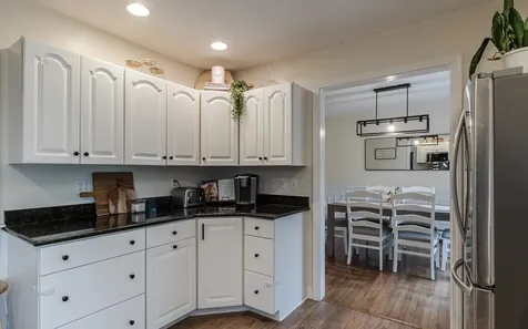 9 Dearborn Circle Walpole NH 03608