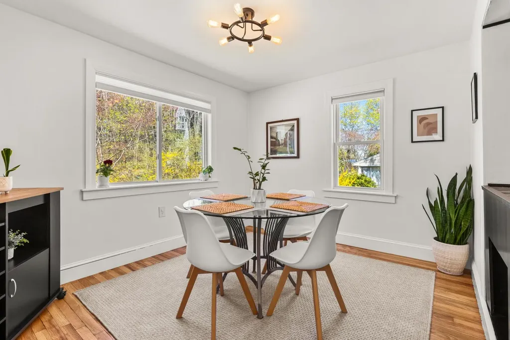 27 Glenwood Avenue Dover NH 03820