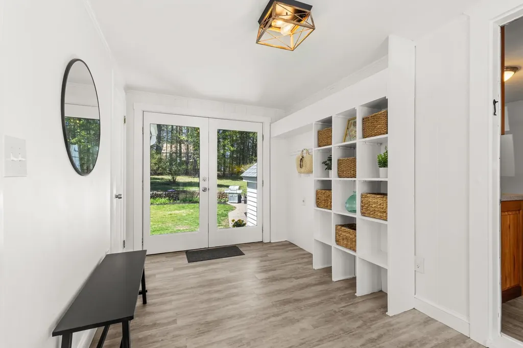 27 Glenwood Avenue Dover NH 03820