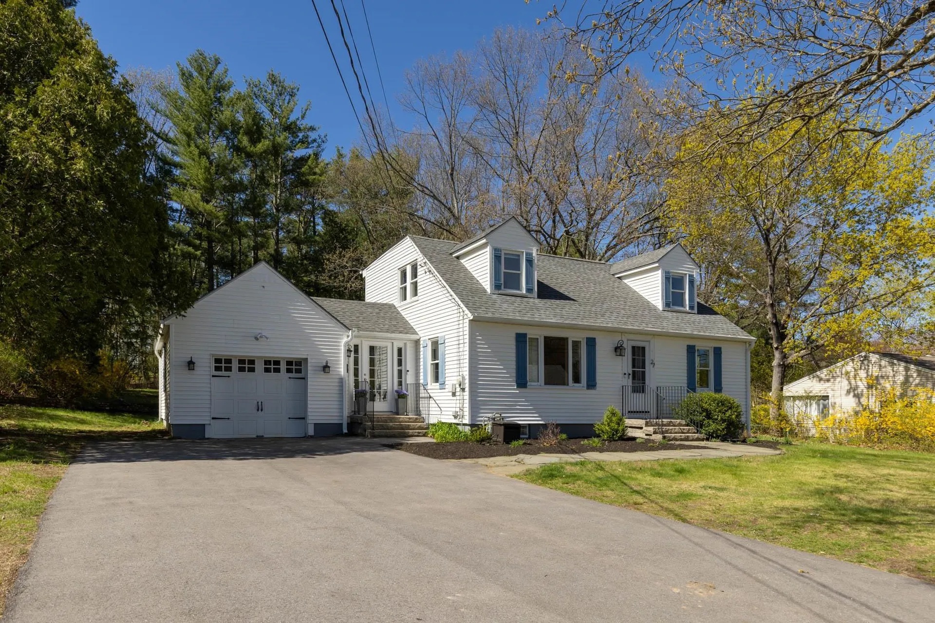 27 Glenwood Avenue Dover NH 03820