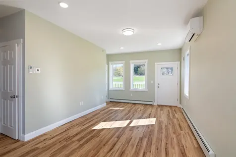 39 Clover Lane Hinesburg VT 05461