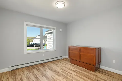 39 Clover Lane Hinesburg VT 05461