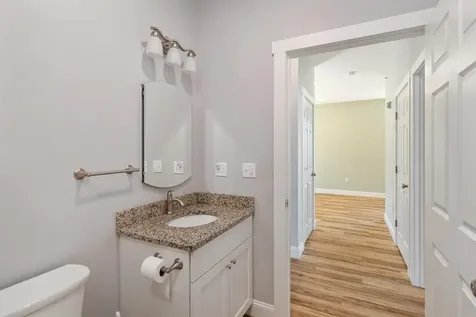 39 Clover Lane Hinesburg VT 05461