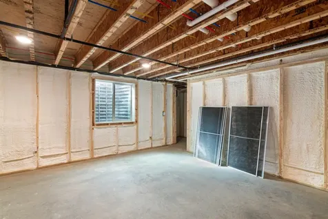 39 Clover Lane Hinesburg VT 05461