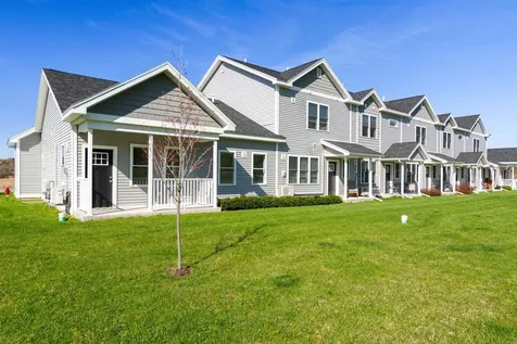 39 Clover Lane Hinesburg VT 05461