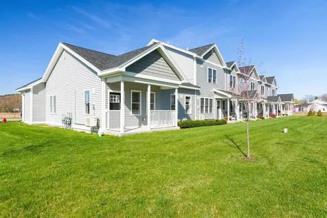 39 Clover Lane Hinesburg VT 05461