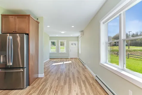 39 Clover Lane Hinesburg VT 05461