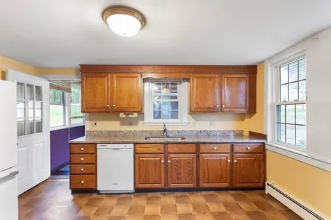 41 Center Street Goffstown NH 03045