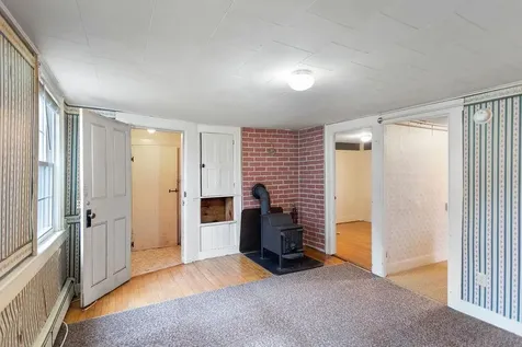 41 Center Street Goffstown NH 03045