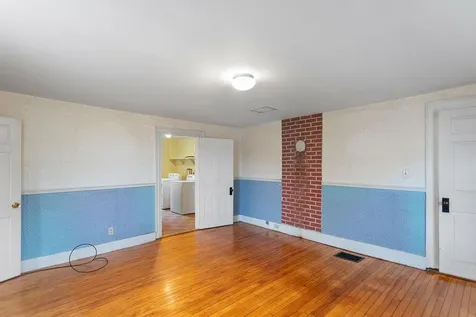 41 Center Street Goffstown NH 03045