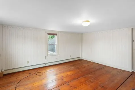 41 Center Street Goffstown NH 03045