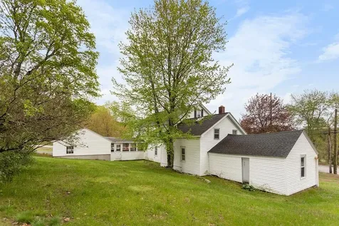 41 Center Street Goffstown NH 03045