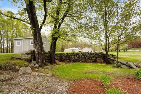 41 Center Street Goffstown NH 03045